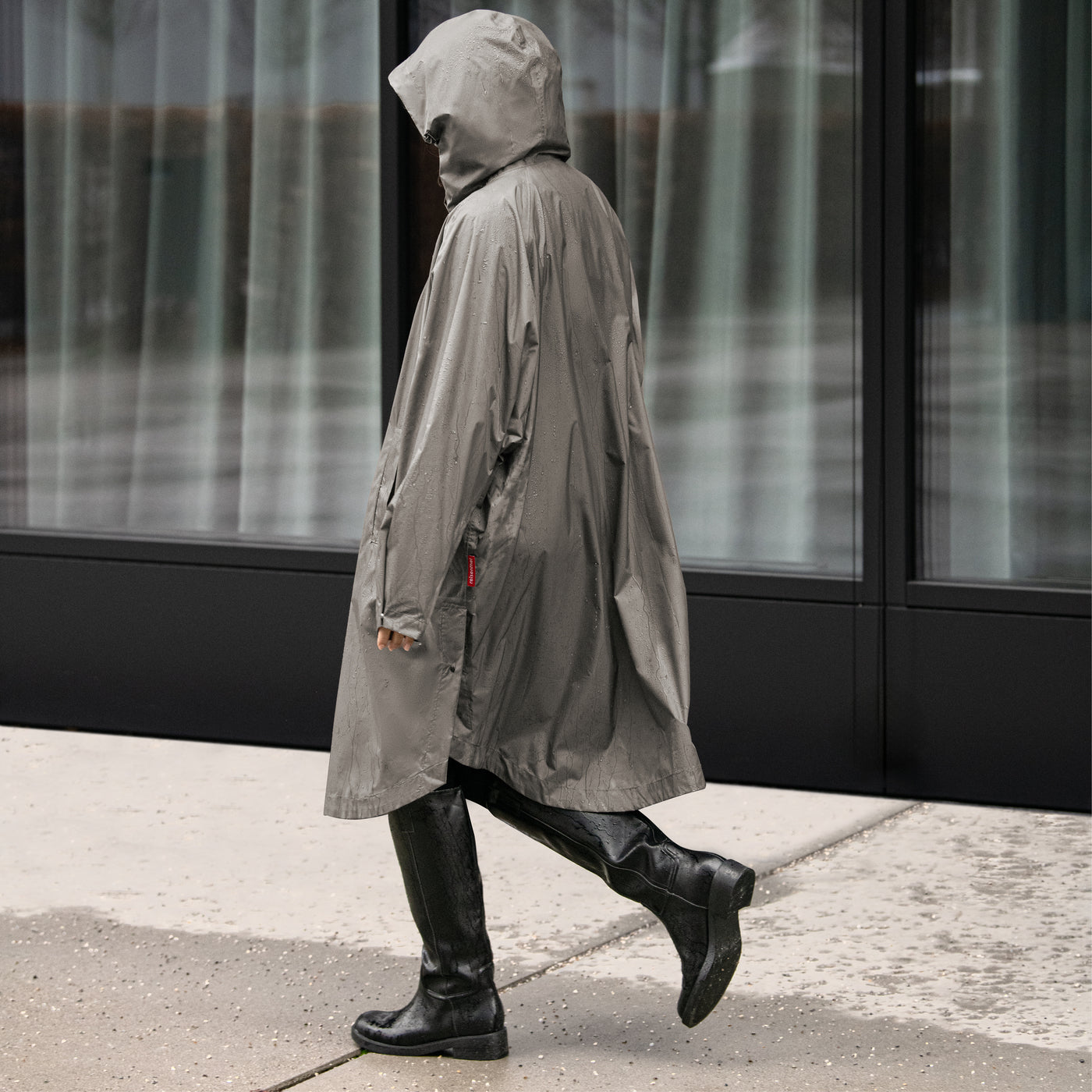 mini maxi raincoat dark taupe mini maxi raincoat Reisenthel