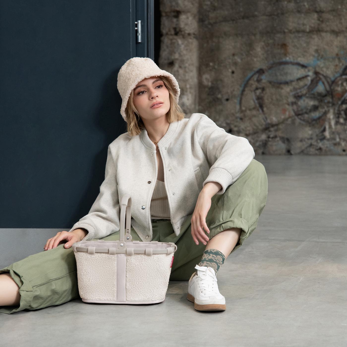 Bundle: carrybag + carrybag xs teddy sand bundle Reisenthel