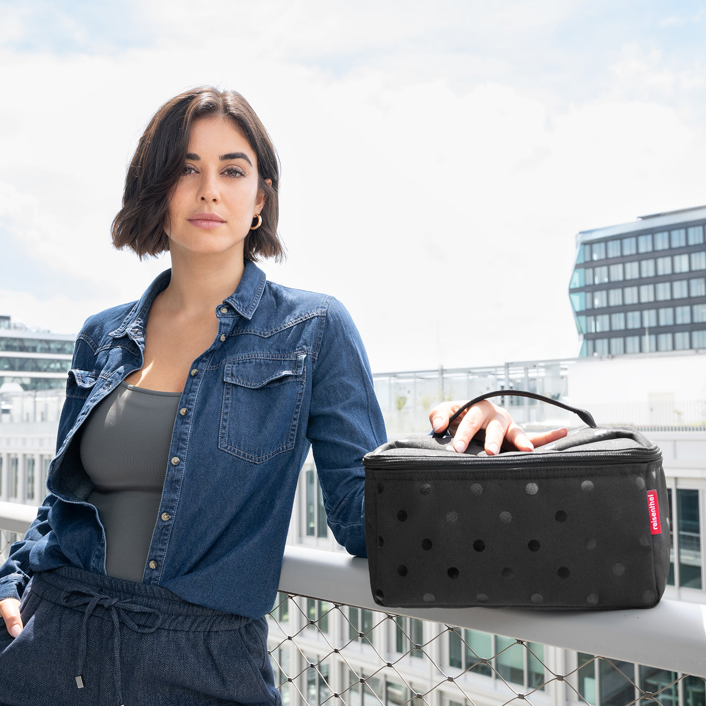 beautycase glossy dots black beautycase Reisenthel