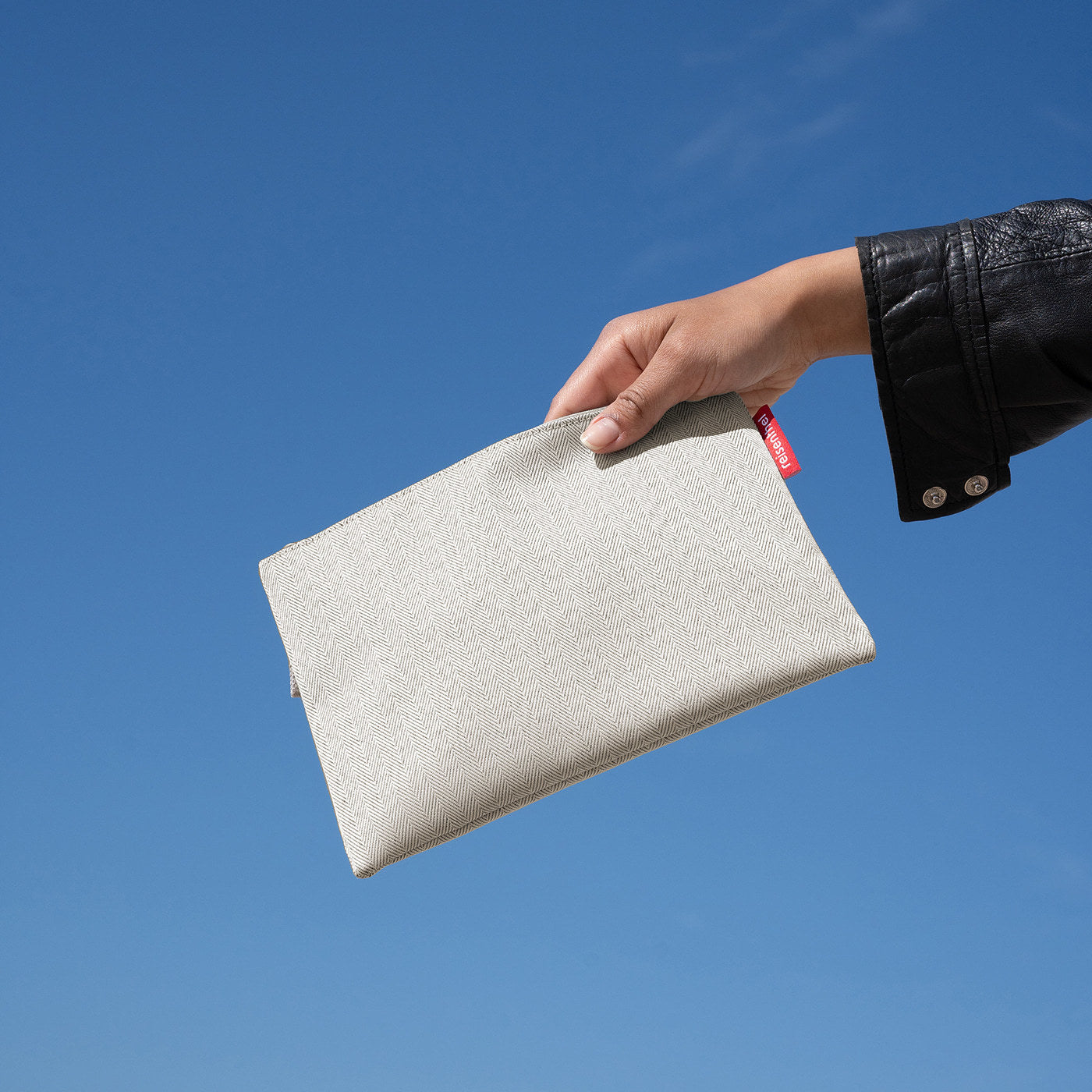 case 1 herringbone sand case 1 Reisenthel