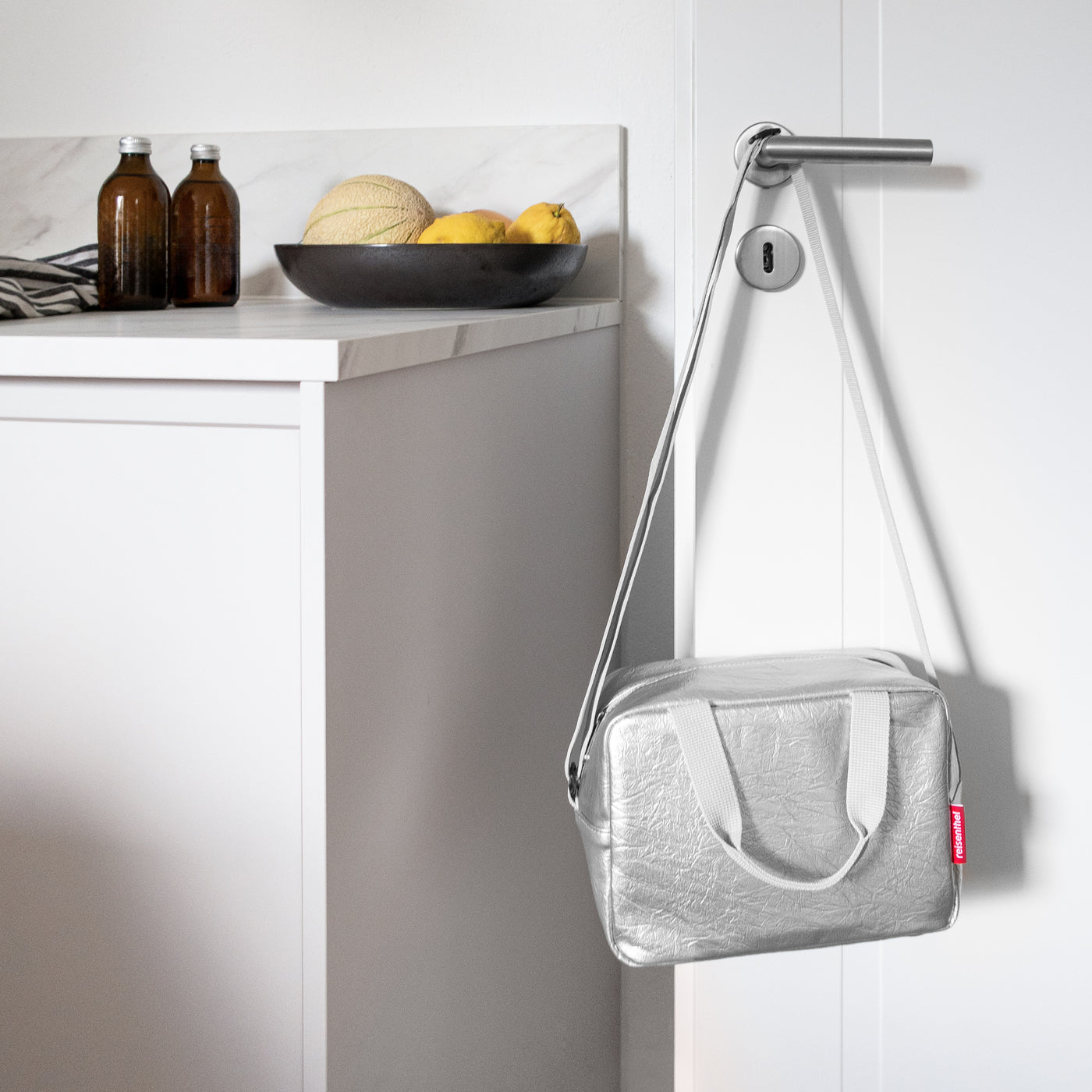 coolerbag to-go silver crackle coolerbag to-go Reisenthel