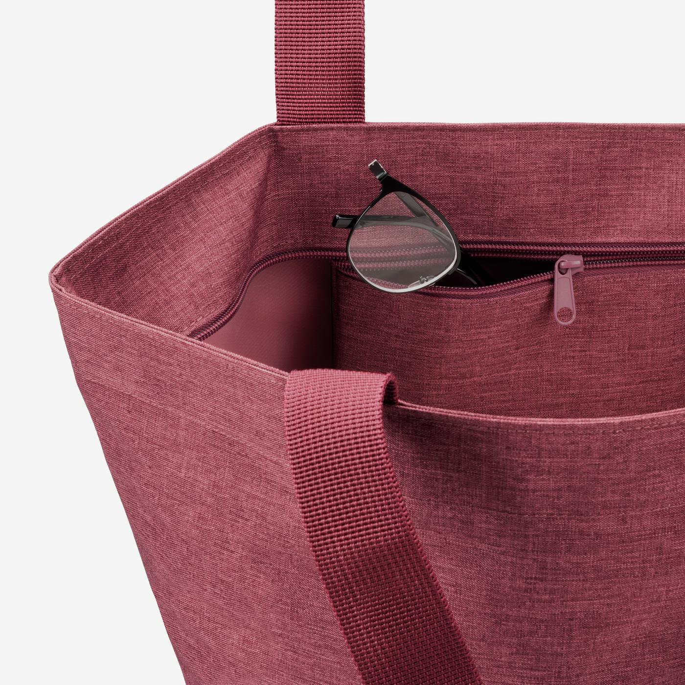 shopper M twist maroon shopper M Reisenthel